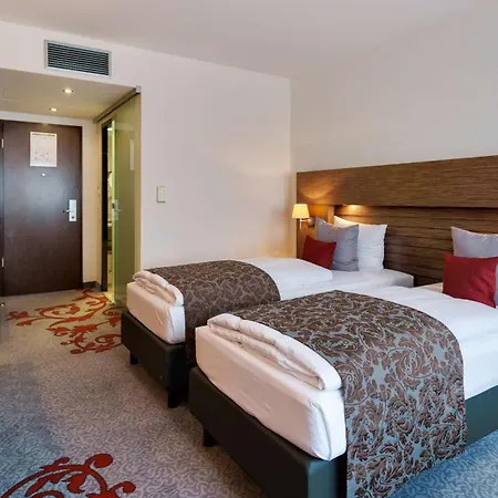 Hotel Park Plaza 4*
