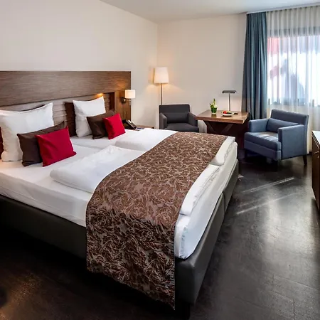 Park Plaza 4*
