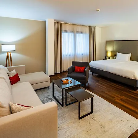 Park Plaza Hotel