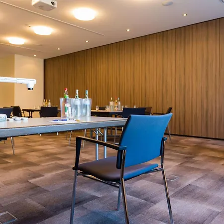 Hotel Park Plaza 4*