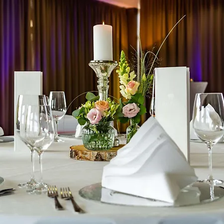 Park Plaza Hotel 4*