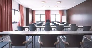Park Plaza Отель 4*