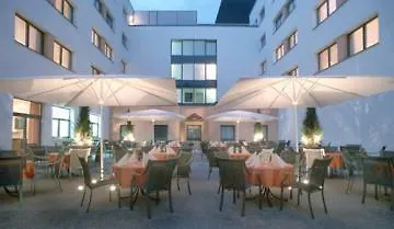 Отель Park Plaza Трир