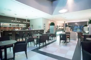 Отель Park Plaza