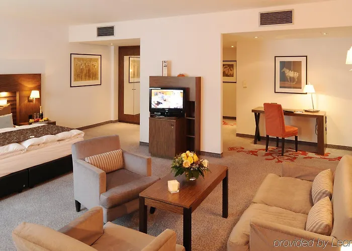 Park Plaza מלון 4*